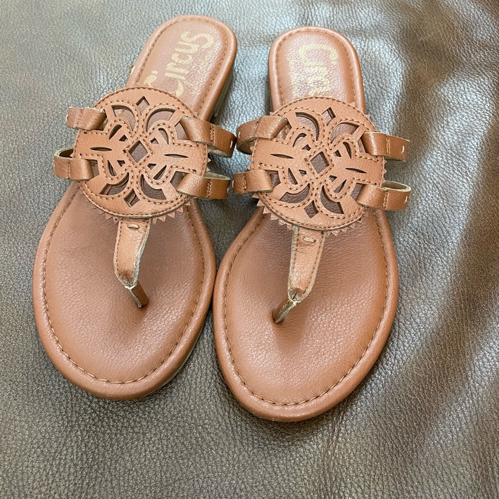 Circus size 8.5 sandals